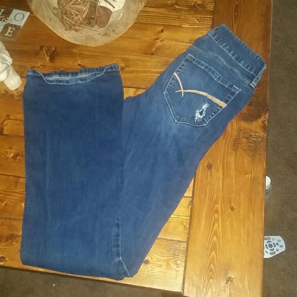 Riped distressed size 5 jeans
