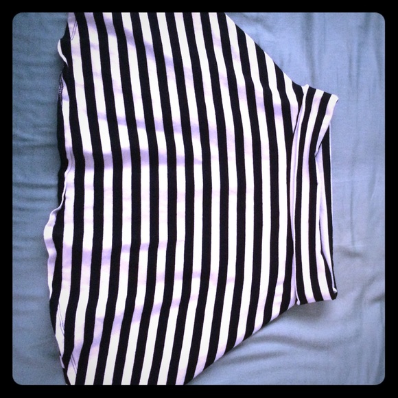 Black and white stripes skater skirt.