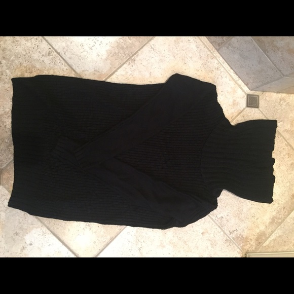 Old Navy Sweater