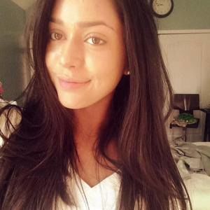 Meet your Posher, Divya