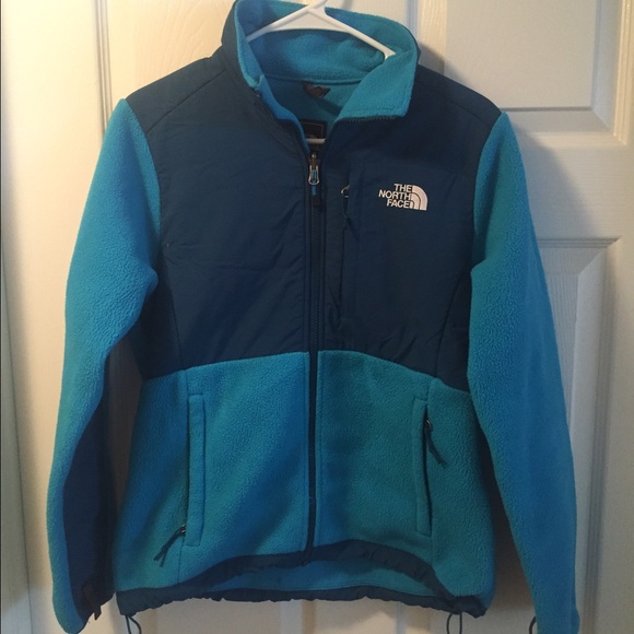 Women's Blue North Face (small)