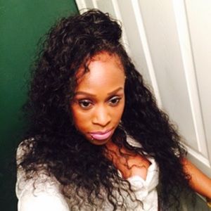 Meet your Posher, Khalilah