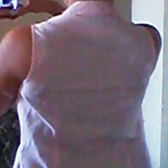 Pink vest - Picture 3 of 4