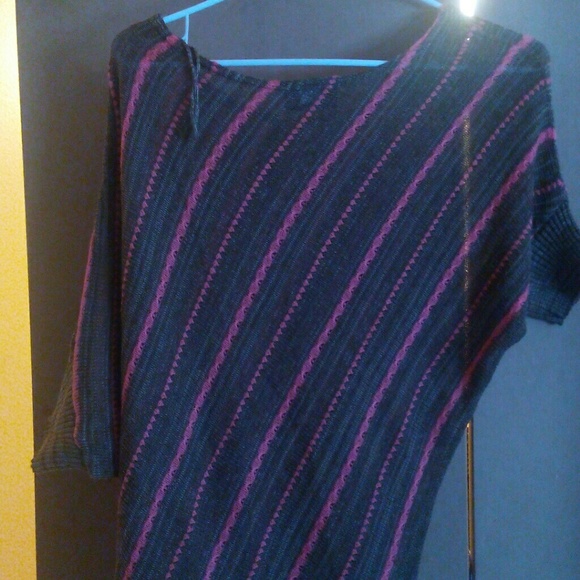 Blouse - Picture 2 of 2