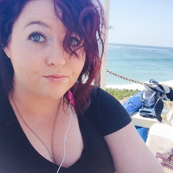 Meet your Posher, Cat