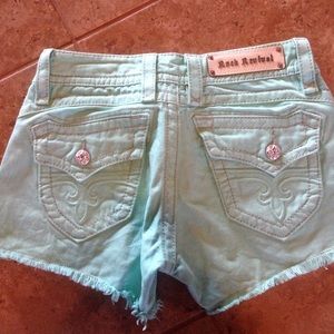 Rock Revival in the latest color