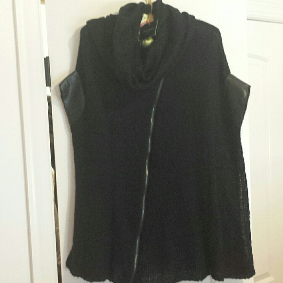 Poncho/sweater