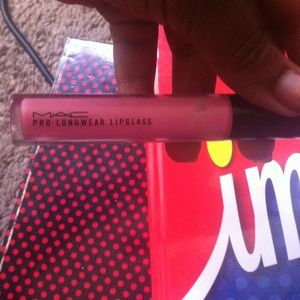 Mac Pro Longwear LipGlass