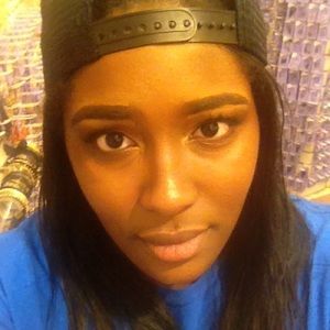 Meet your Posher, Keneisha