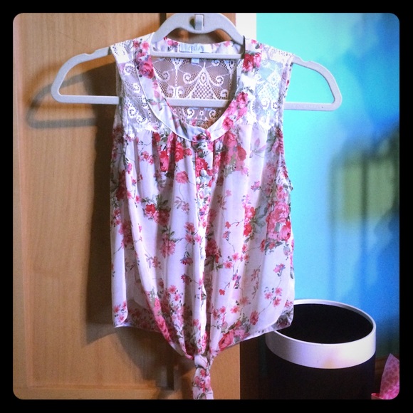 Flowered printed blouse