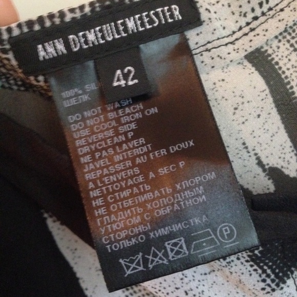 ❌SOLD❌ Ann Demeulemeester Silk Bird Print Trousers - Picture 4 of 4