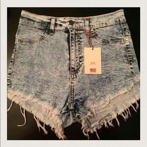 NEW HIGH WAISTED SHORTS🌸🌸