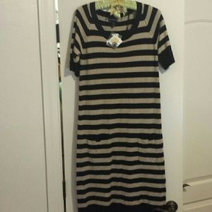 Stripped dress with pockets