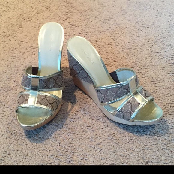 Nine West Shoes size 8.5