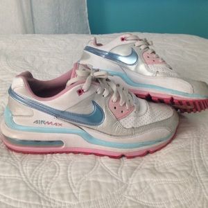 Womens nike air max size 6 youth/7.5 womens