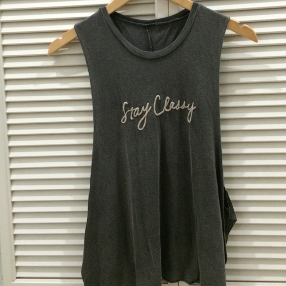 SOLD🚫 Stay classy sleeveless tee