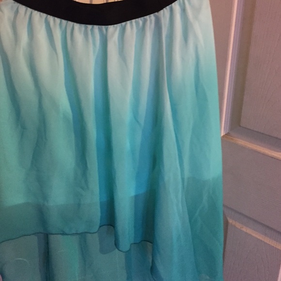 NWT FOREVER 21 HI-LOW RISE AQUA SKIRT - Picture 2 of 3