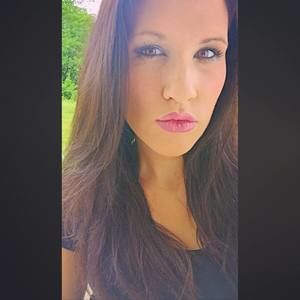 Meet your Posher, Darien