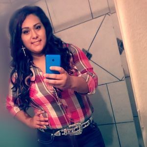 Meet your Posher, Jasmin