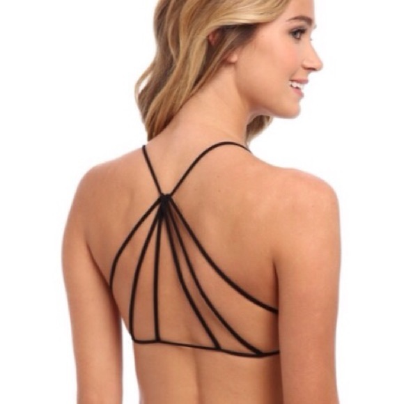 ❌SOLD ON THREADFLIP❌ Black Strappy Bralette - Picture 3 of 4