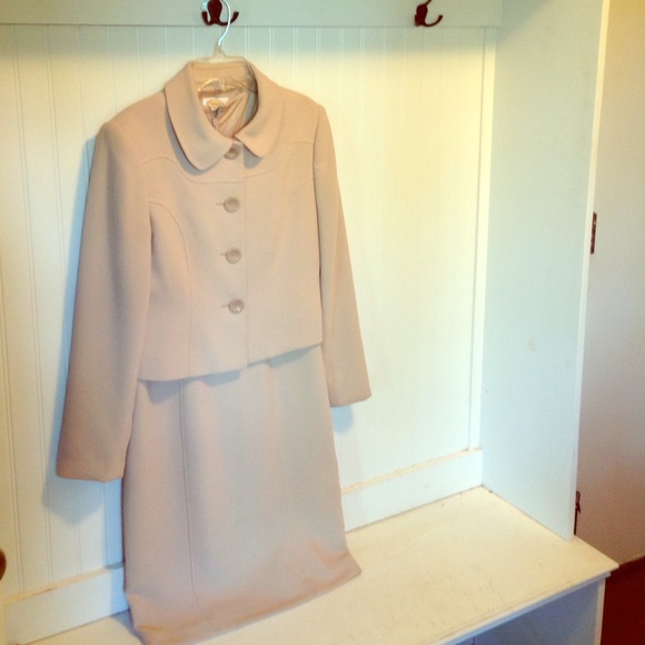 Talbots tan sophisticated suit