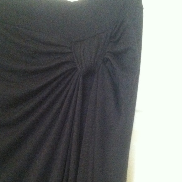 Black asymmetrical side knot maxi skirt. NWOT. - Picture 2 of 3