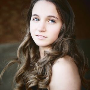 Meet your Posher, Alexis