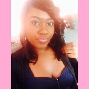 Meet your Posher, Alexis