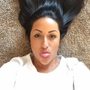 Meet your Posher, Nancy