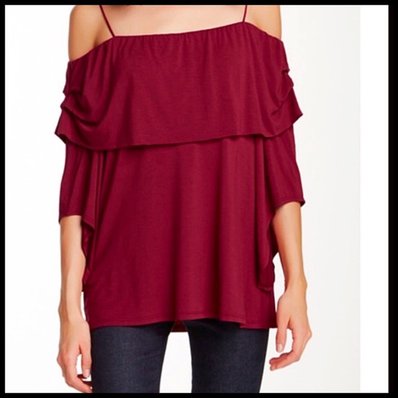 ❌SOLD❌❗1-HOUR SALE❗Black Tunic Cold Shoulders - Picture 3 of 6