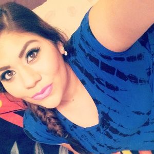 Meet your Posher, Paola