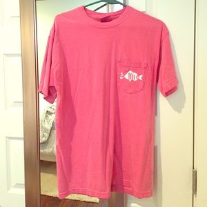 Item: pink t-shirt!