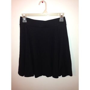 black skater skirt