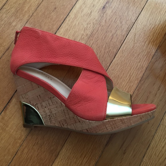 Cole Haan wedge size 6 - Picture 2 of 3