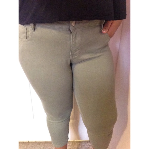green khaki 3/4 length jeans