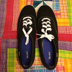Black Keds