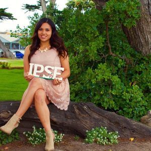 Meet your Posher, Yvette