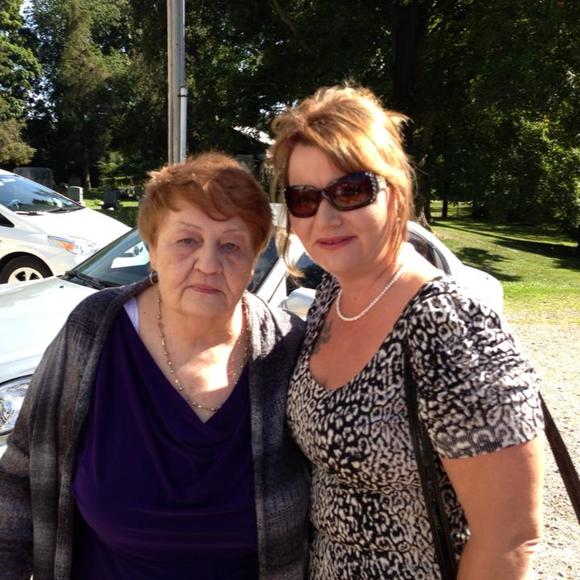 Meet your Posher, Heather - Picture 1 of 1