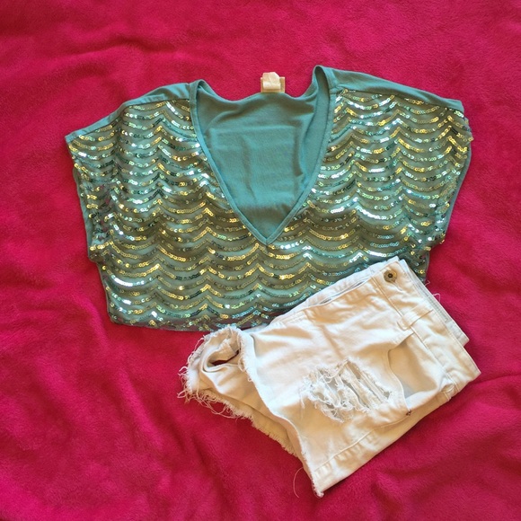 Bundle of Tops!