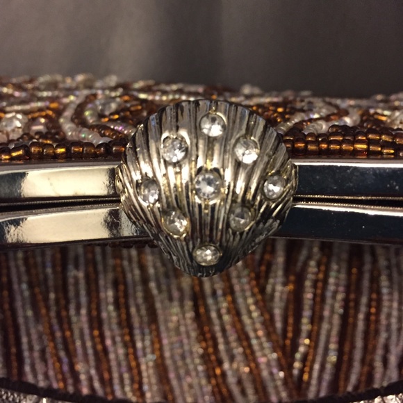 Vintage-Style Beaded Purse - Picture 3 of 4