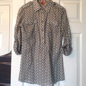 Tory burch elephant button up with gold buttons