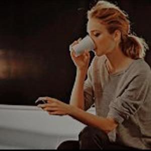 Meet your Posher, Azza