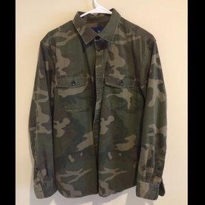 Camo shirt worn once! Great condition