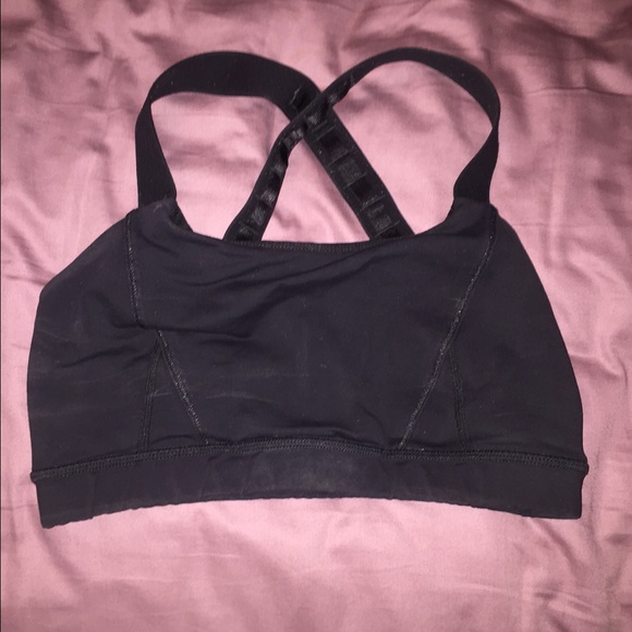 Lululemon sports bra