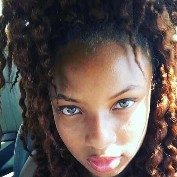 Meet your Posher, Kaneisha - Picture 1 of 1