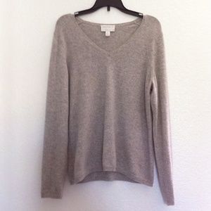 100% cashmere v-neck sweater