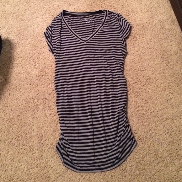 Liz Lange maternity tunic top Medium
