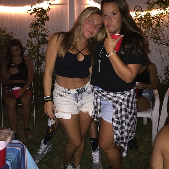 Meet your Posher, Michaela - Picture 1 of 1