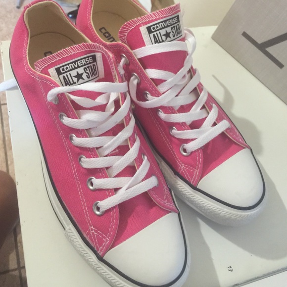 Pink converse