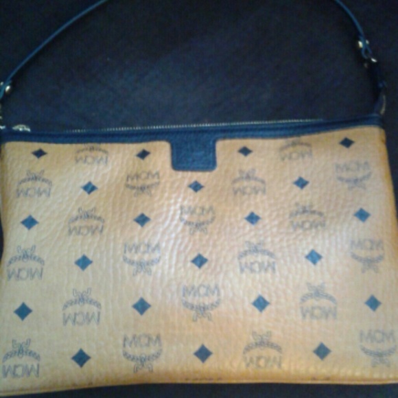 Authentic MCM bag - Picture 2 of 2